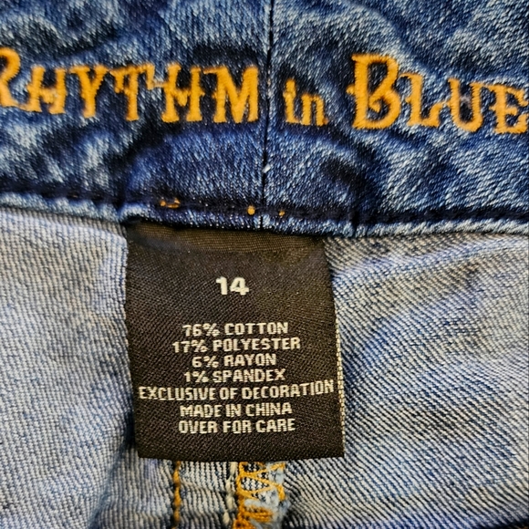 Rhythm in Blues Capri Jeans - Picture 5 of 8